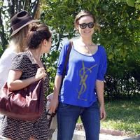 Olivia Wilde goes for lunch with friends in Los Feliz | Picture 64461